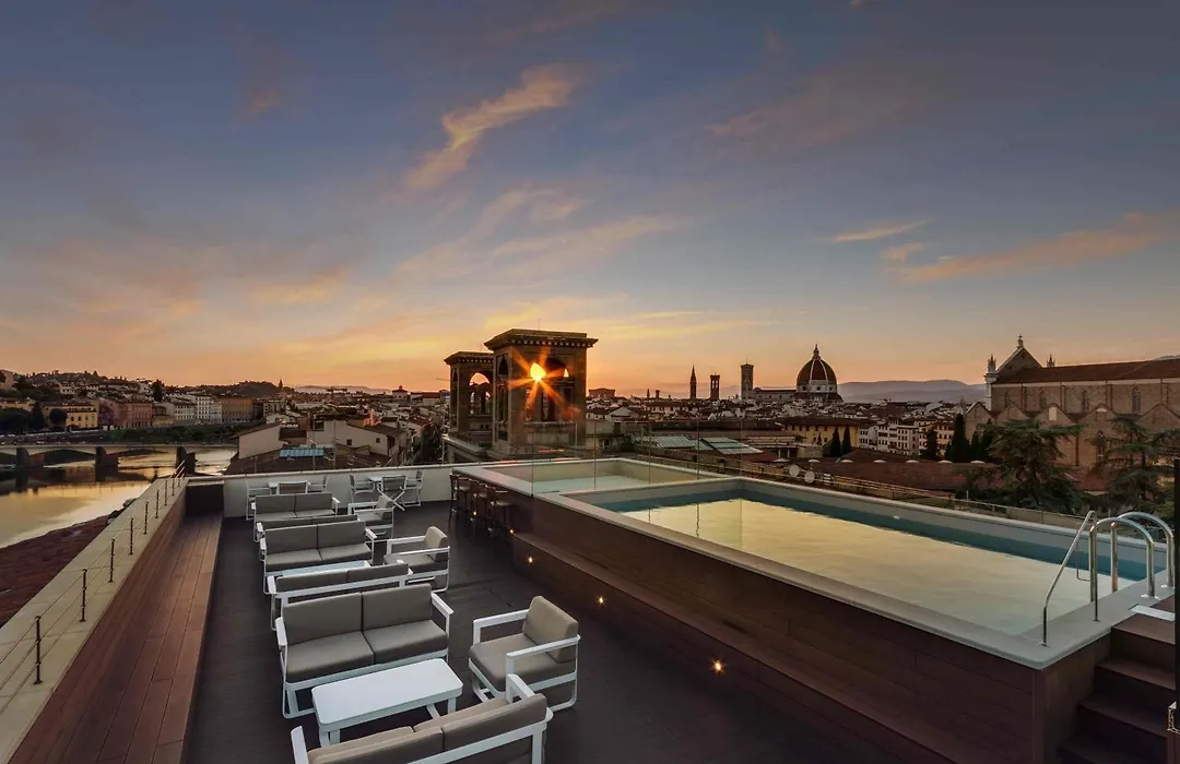 Plaza Hotel Lucchesi-1