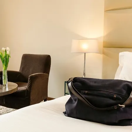 Cosmopolitan Hotel-3