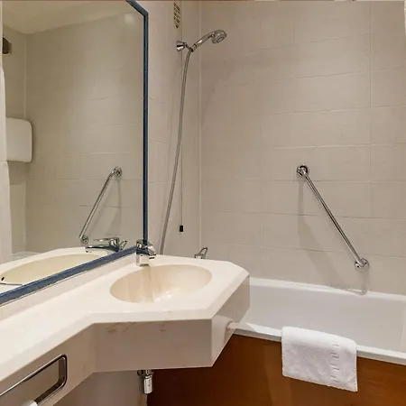 B&B Hotel Firenze Pitti Palace al Ponte Vecchio-2
